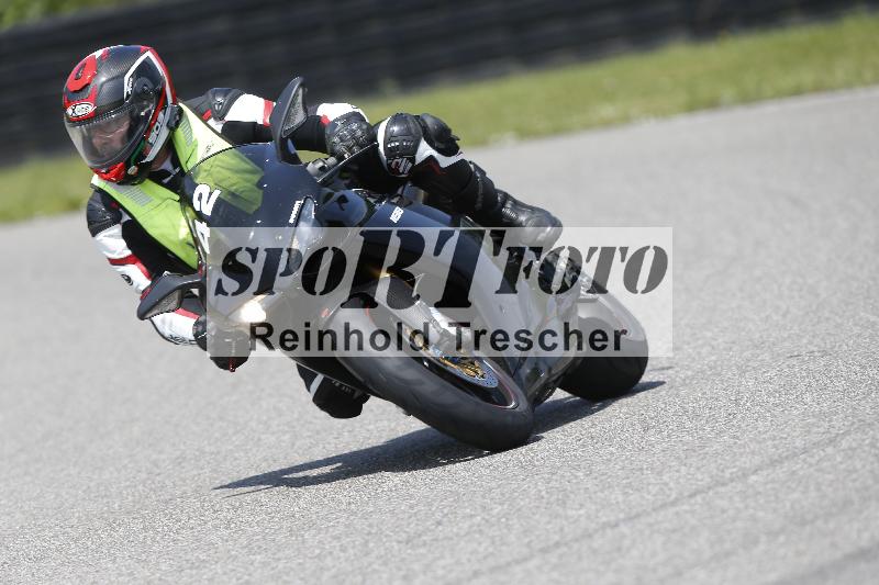 /27 12.06.2025 Ducati Schweiz Trackday Warmup  ADR/gelb-jeaune/42